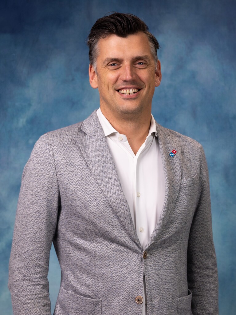 株式会社ドミノ・ピザ ジャパン CEO マーティン・スティーンクス – 学生新聞オンライン